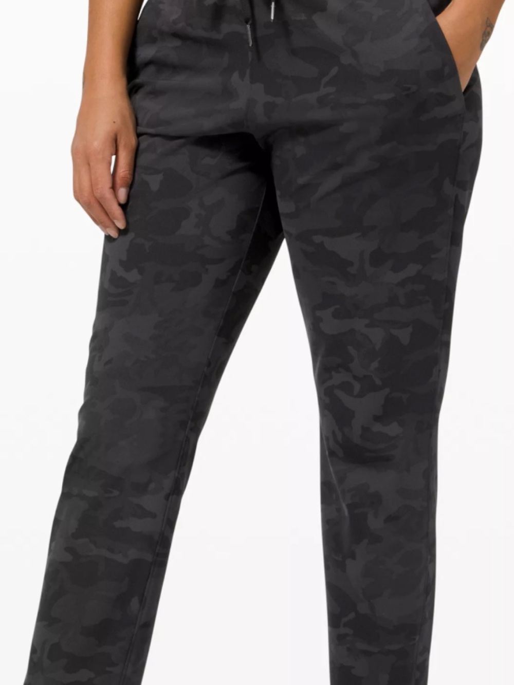 lululemon athletica Black Camouflage-Print Joggers - Cropped